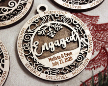 Load image into Gallery viewer, Occasion 2-layer Ornament - Customizable with Names